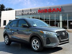 2025 Nissan Kicks Play S SUV