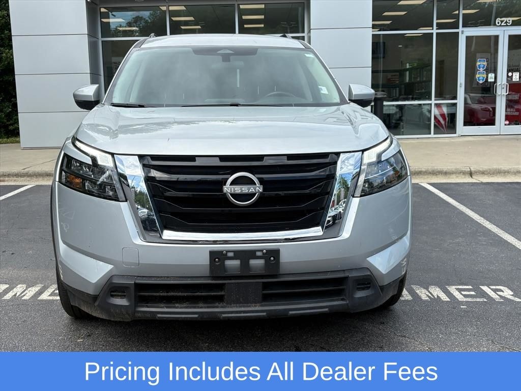 Used 2024 Nissan Pathfinder SV SUV