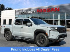 2022 Nissan Frontier PRO-4X Truck