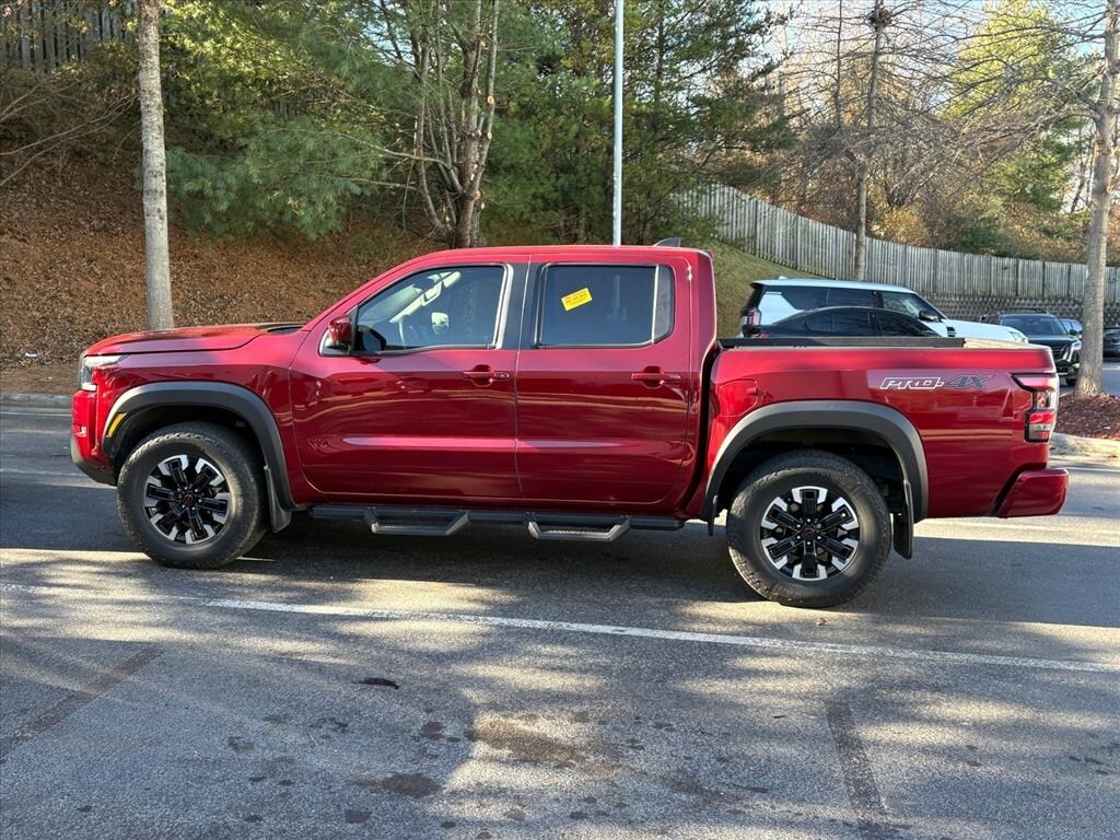 2024 Nissan Frontier PRO-4X photo 3