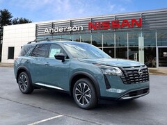 2026 Nissan Pathfinder Platinum SUV