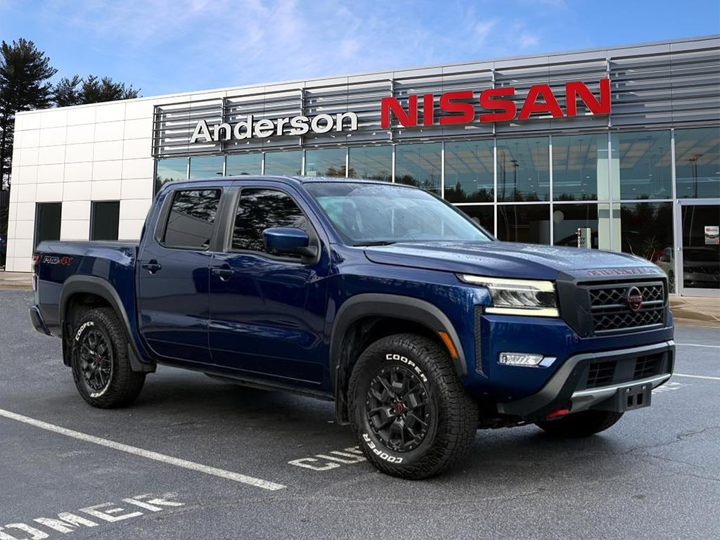2023 Nissan Frontier PRO-4X's photo