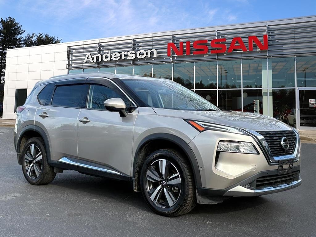 2021 Nissan Rogue Platinum's photo