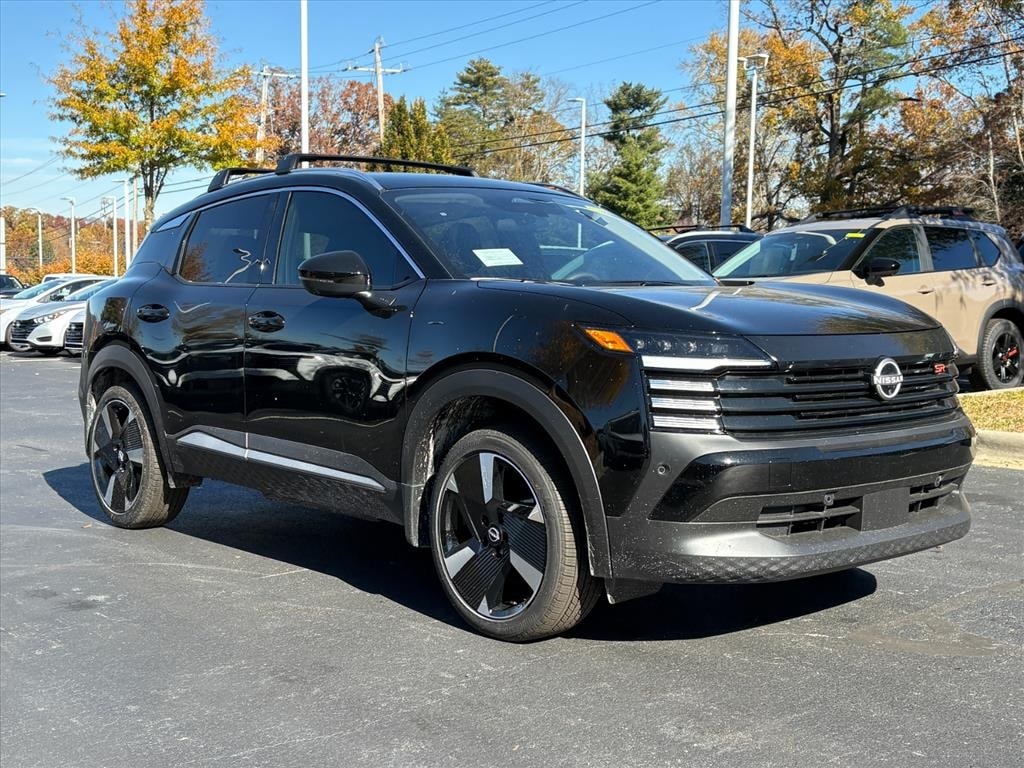 2026 Nissan KICKS SR AWD's photo