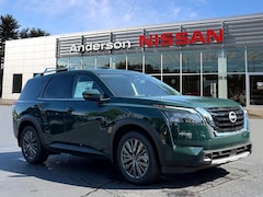 2025 Nissan Pathfinder SL SUV