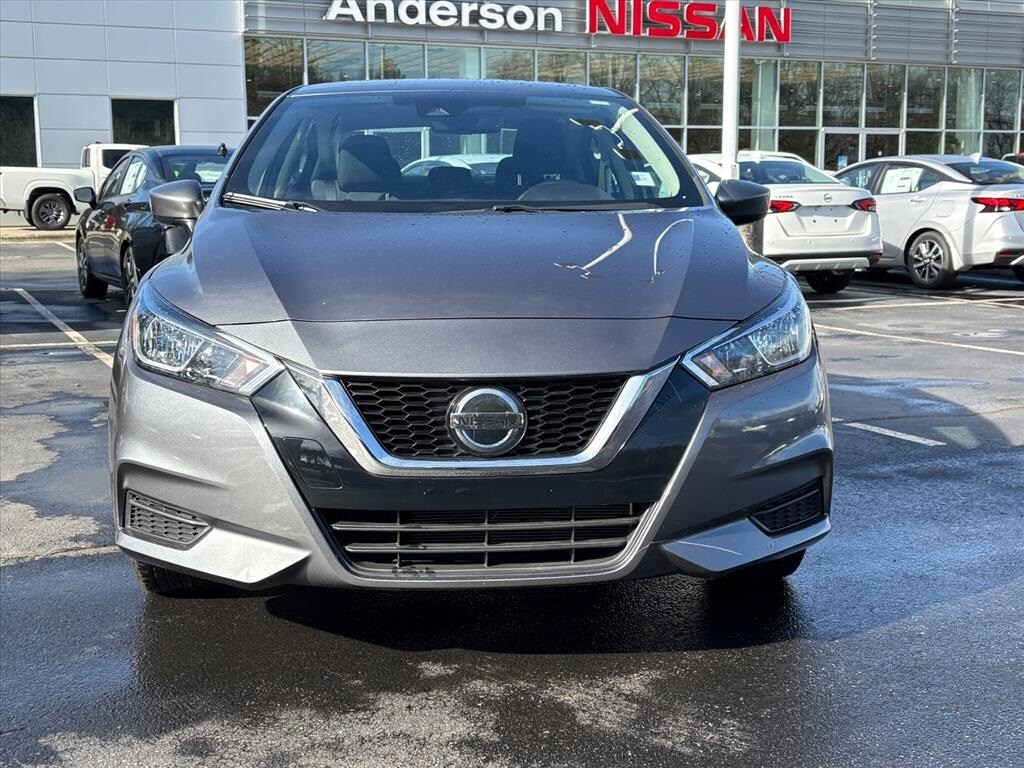 Certified 2022 Nissan Versa 1.6 SV Sedan