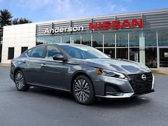2025 Nissan Altima SV Sedan
