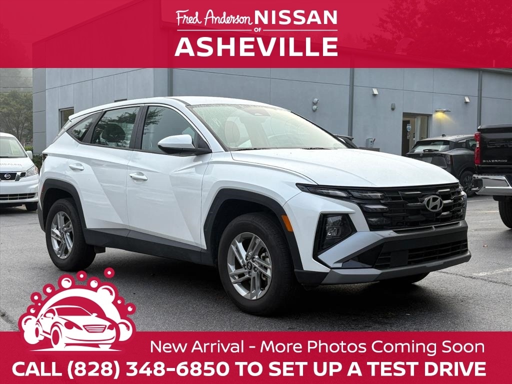 Used 2025 Hyundai Tucson SE SUV