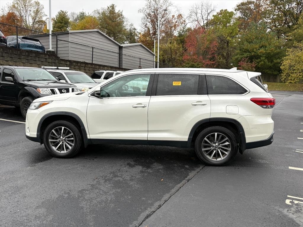 Used 2019 Toyota Highlander XLE SUV