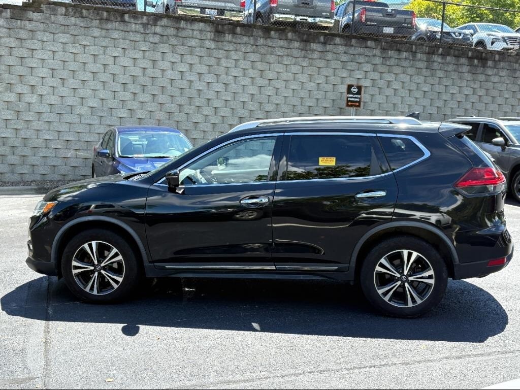 2018 Nissan Rogue SL photo 3