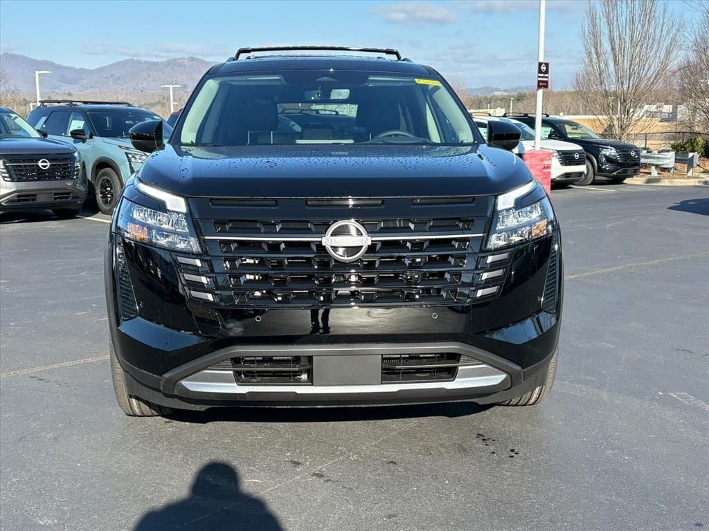 New 2026 Nissan Pathfinder Platinum SUV