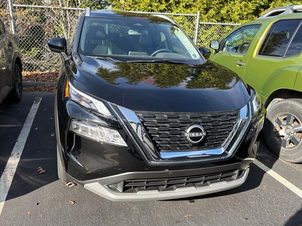 2023 Nissan Rogue SV photo 2