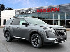 2026 Nissan Pathfinder Platinum SUV