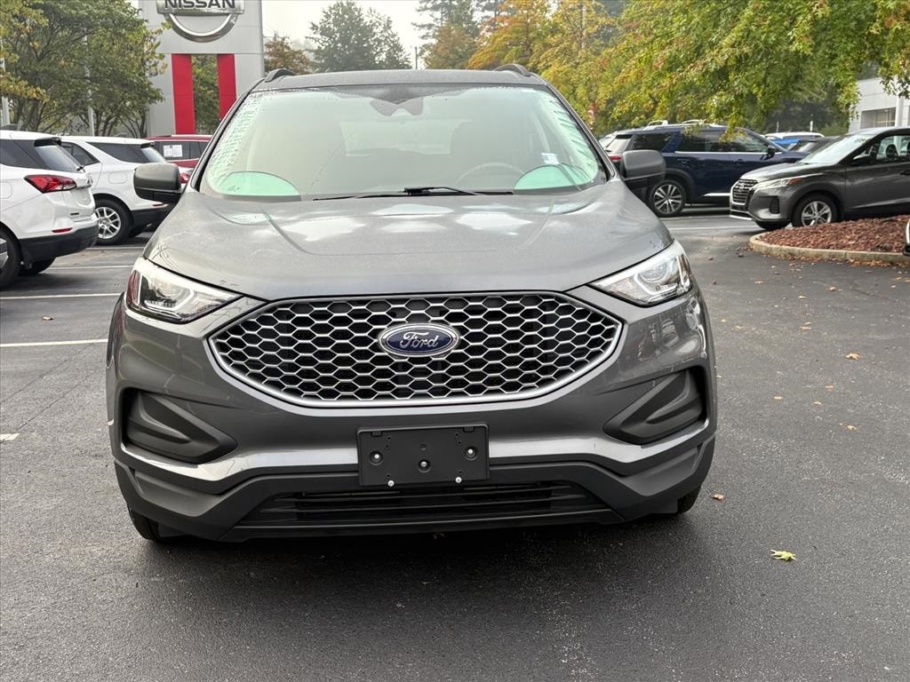 Used 2024 Ford Edge SE SUV