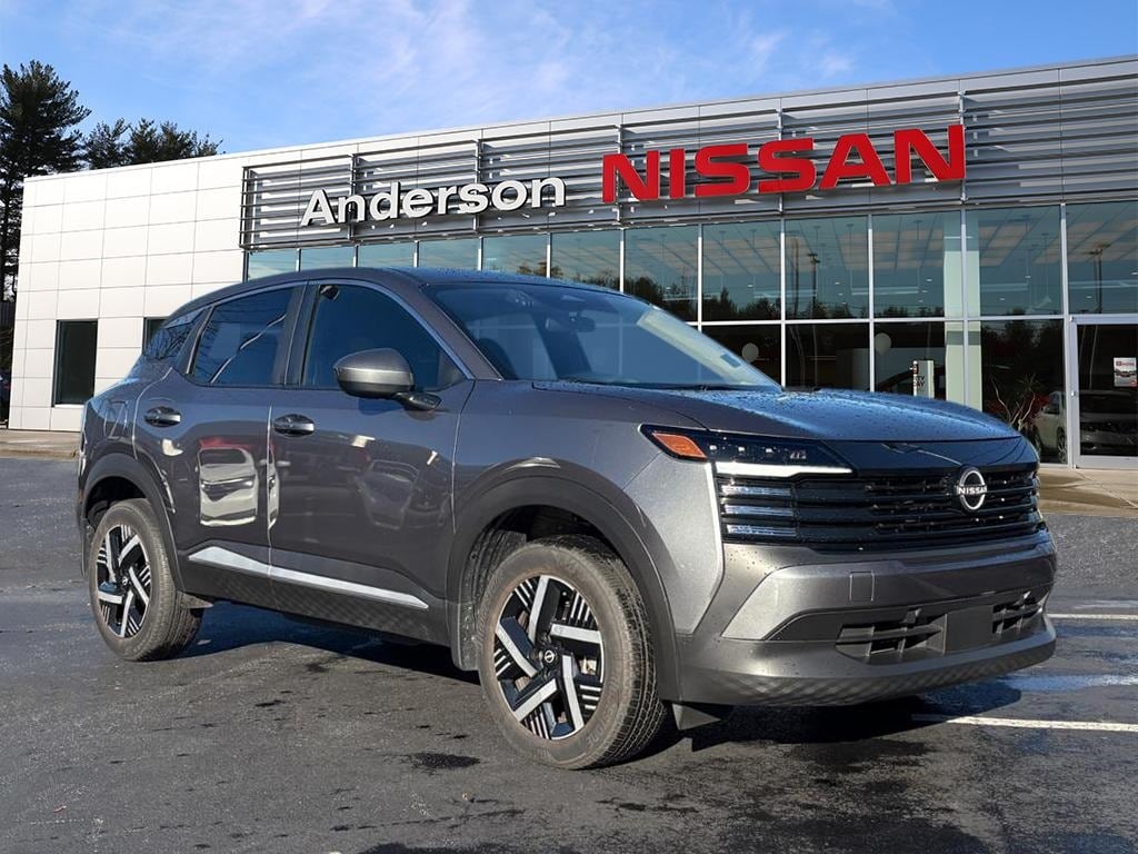 2025 Nissan Kicks SV's photo