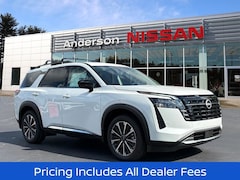 2026 Nissan Pathfinder Platinum SUV