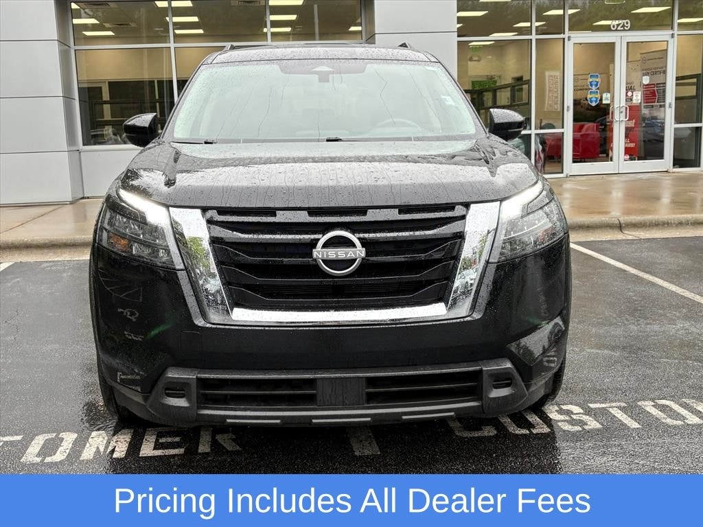 Used 2024 Nissan Pathfinder SV SUV
