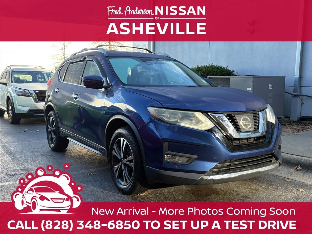 Used 2017 Nissan Rogue SL SUV