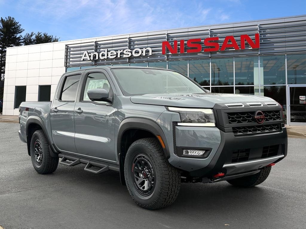 2026 Nissan Frontier PRO-4X's photo