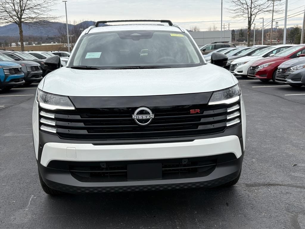 New 2026 Nissan Kicks SR SUV