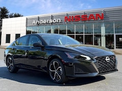 2025 Nissan Altima SR Sedan
