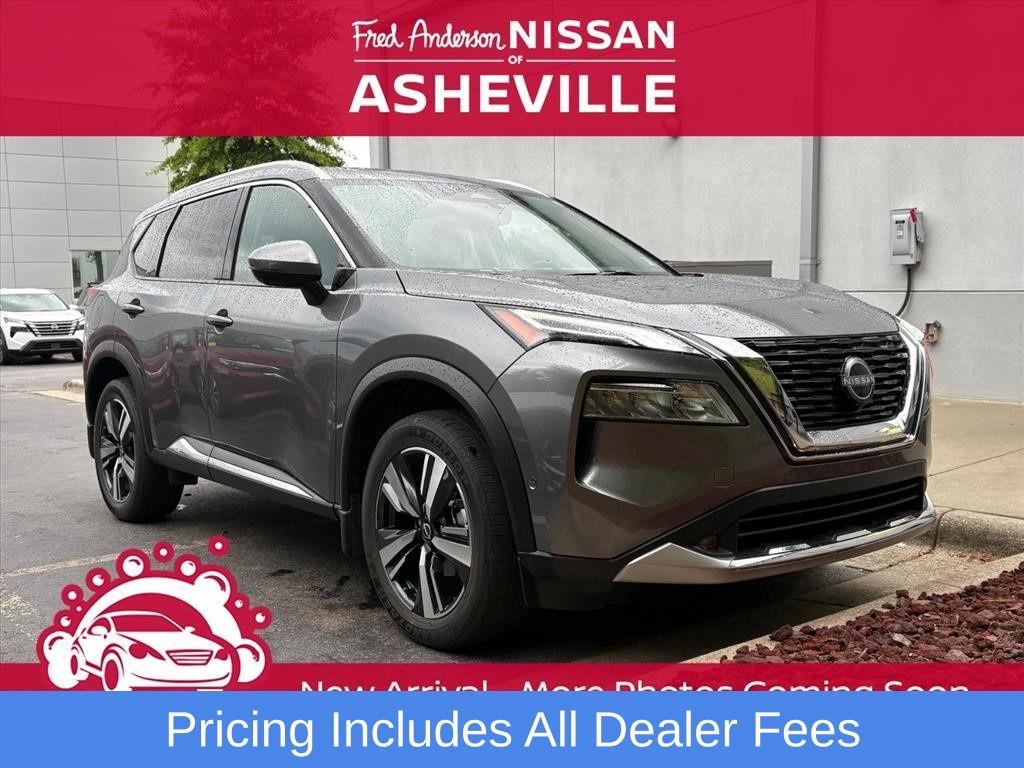 2022 Nissan Rogue Platinum AWD's photo