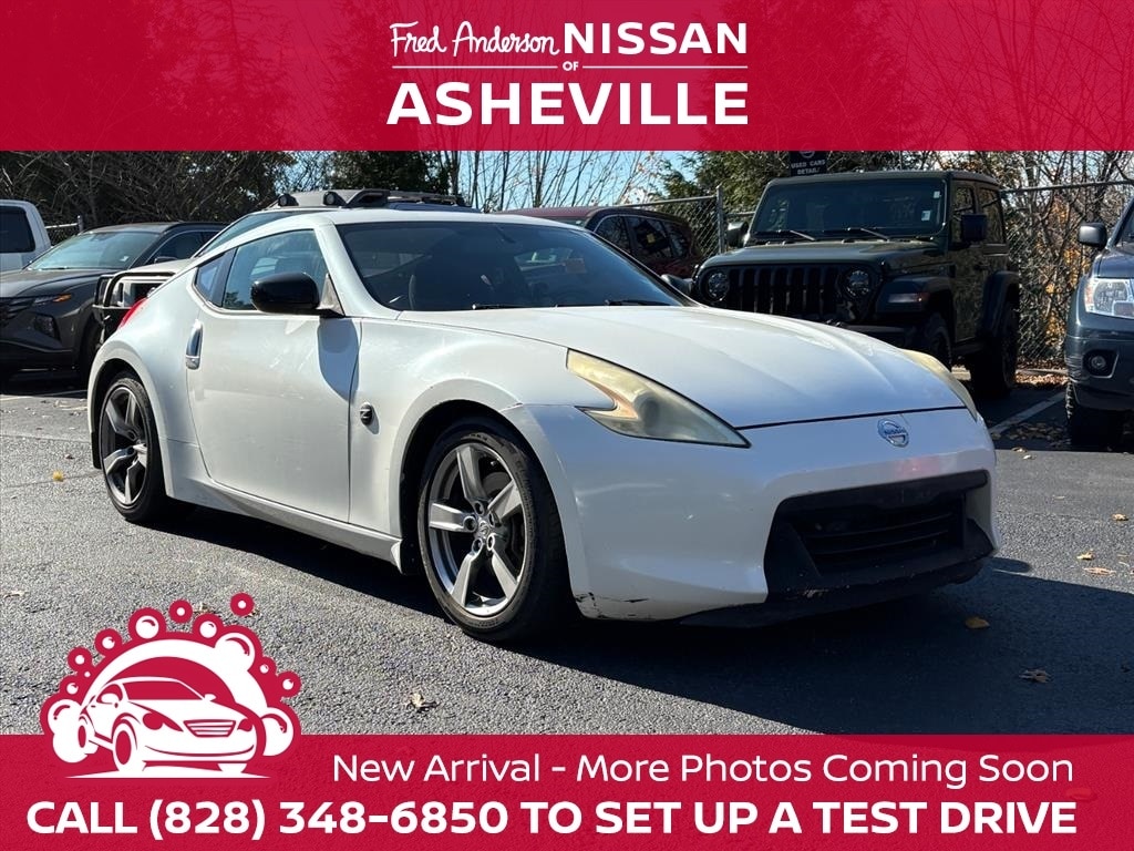 2009 Nissan 370Z Base