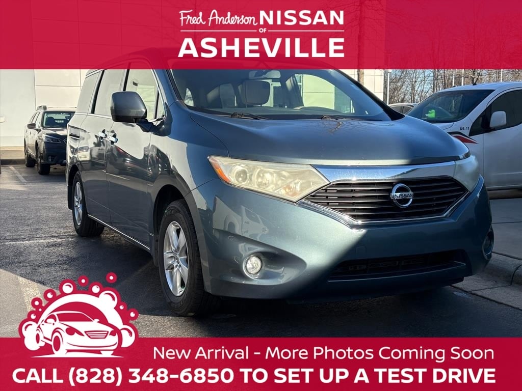 Used 2013 Nissan Quest 3.5 SV Minivan/Van