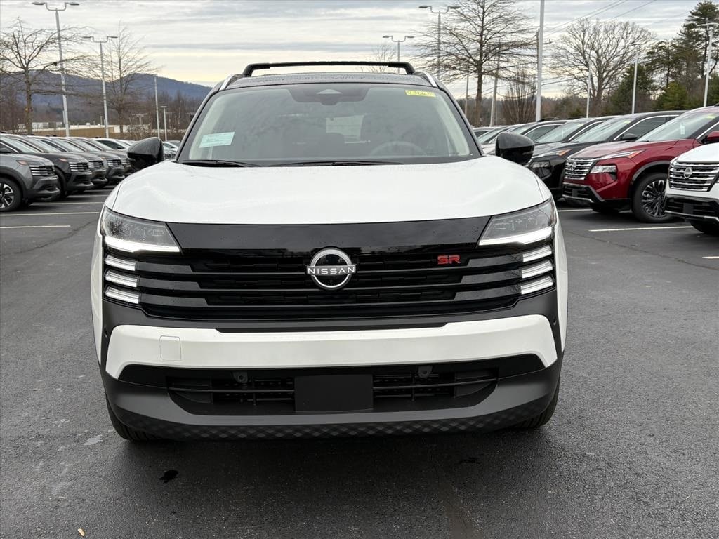 New 2026 Nissan Kicks SR SUV