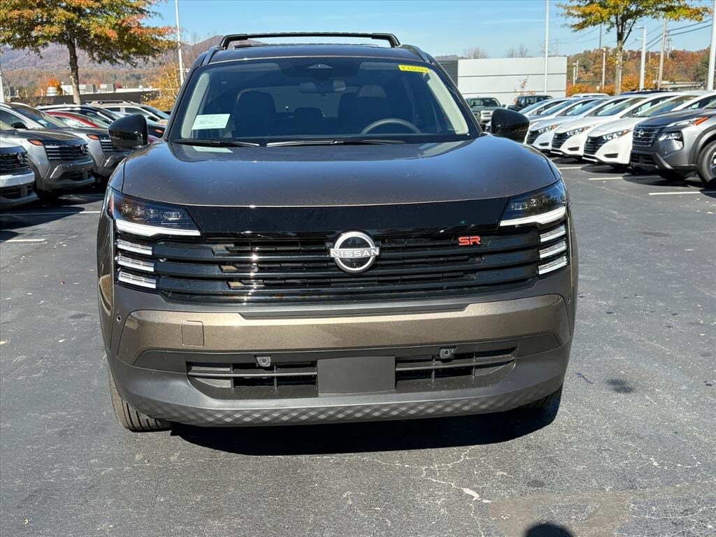 New 2026 Nissan Kicks SR SUV