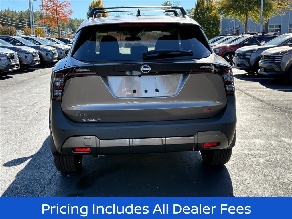 2026 Nissan KICKS SR - Photo 6