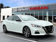 2021 Nissan Altima 2.5 SR Sedan