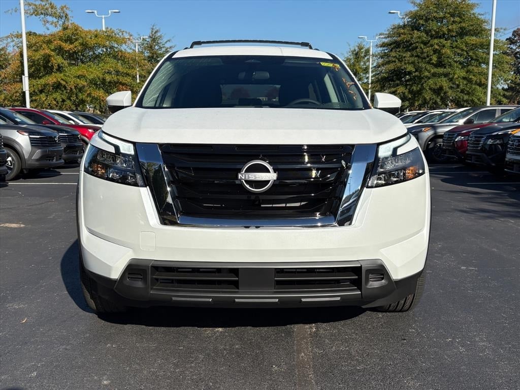 New 2025 Nissan Pathfinder SV SUV