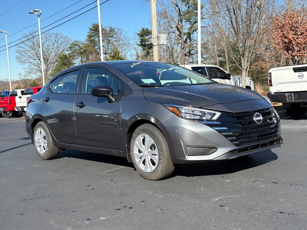 New 2025 Nissan Versa 1.6 S Sedan