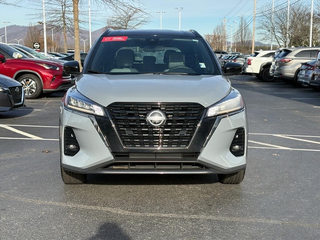 Used 2023 Nissan Kicks SR SUV