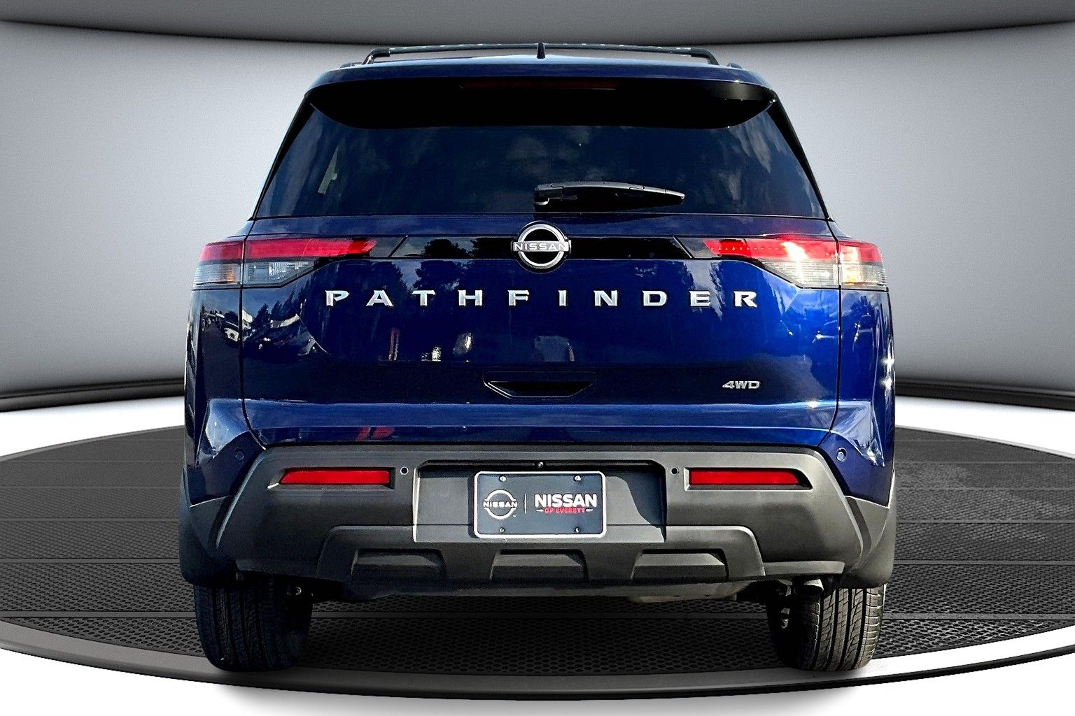 2025 Nissan Pathfinder SV photo 4