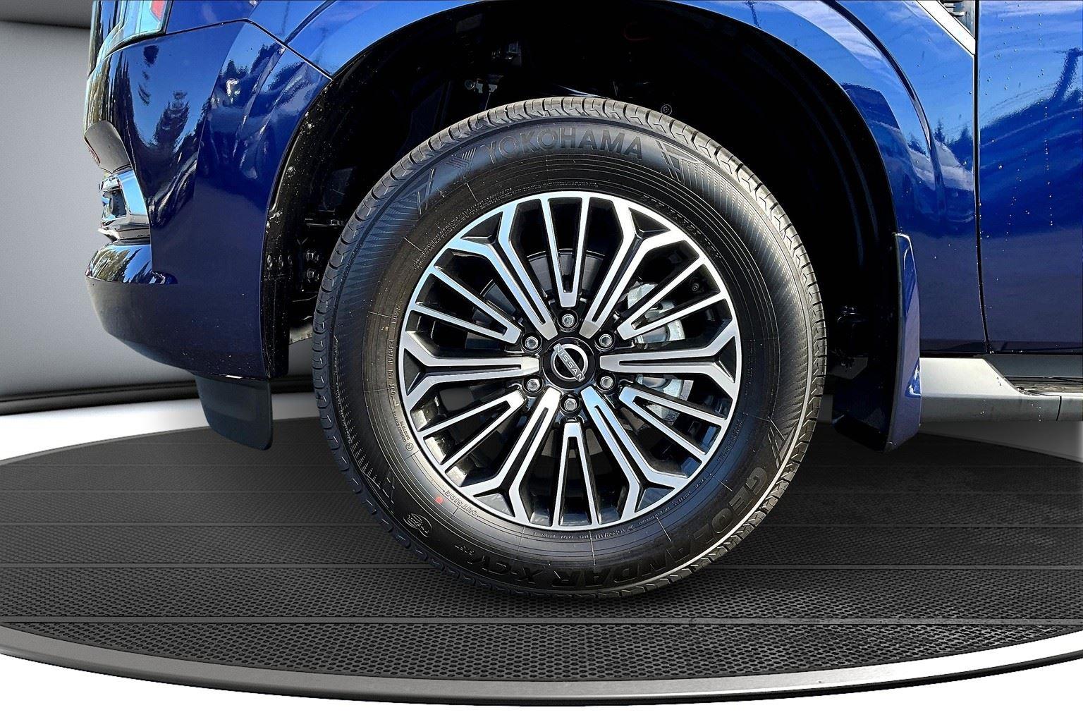2026 Nissan Armada SL - Photo 13