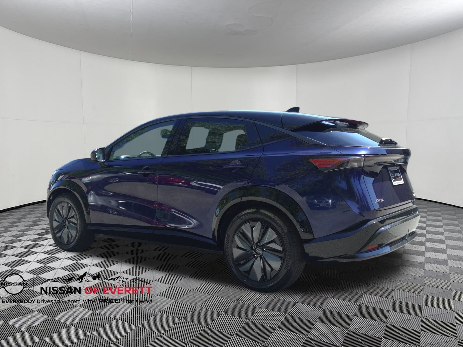 2025 Nissan ARIYA Evolve+ photo 3