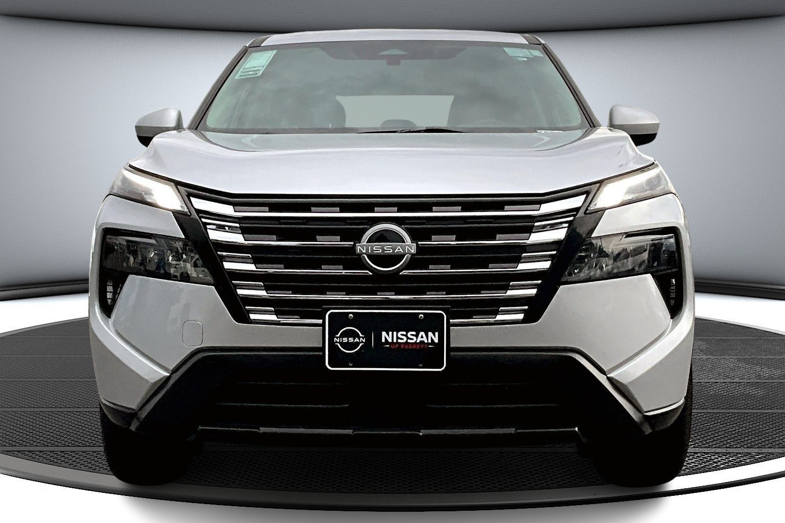 2024 Nissan Rogue SV photo 2