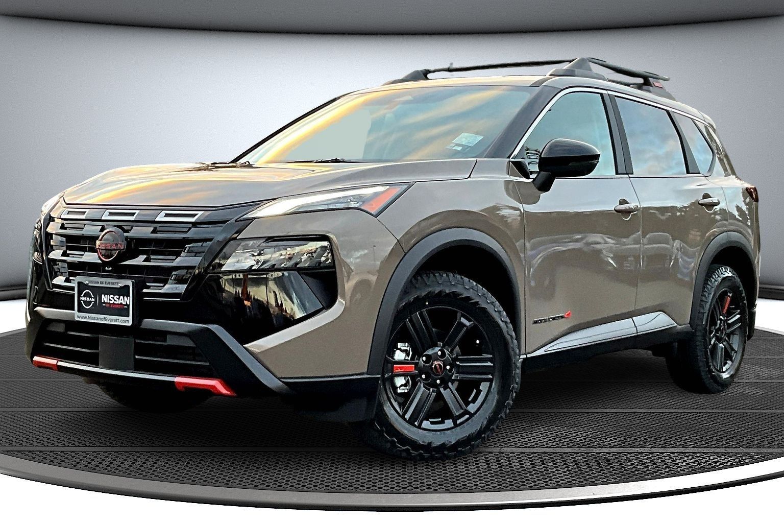 2026 Nissan Rogue SV photo 2