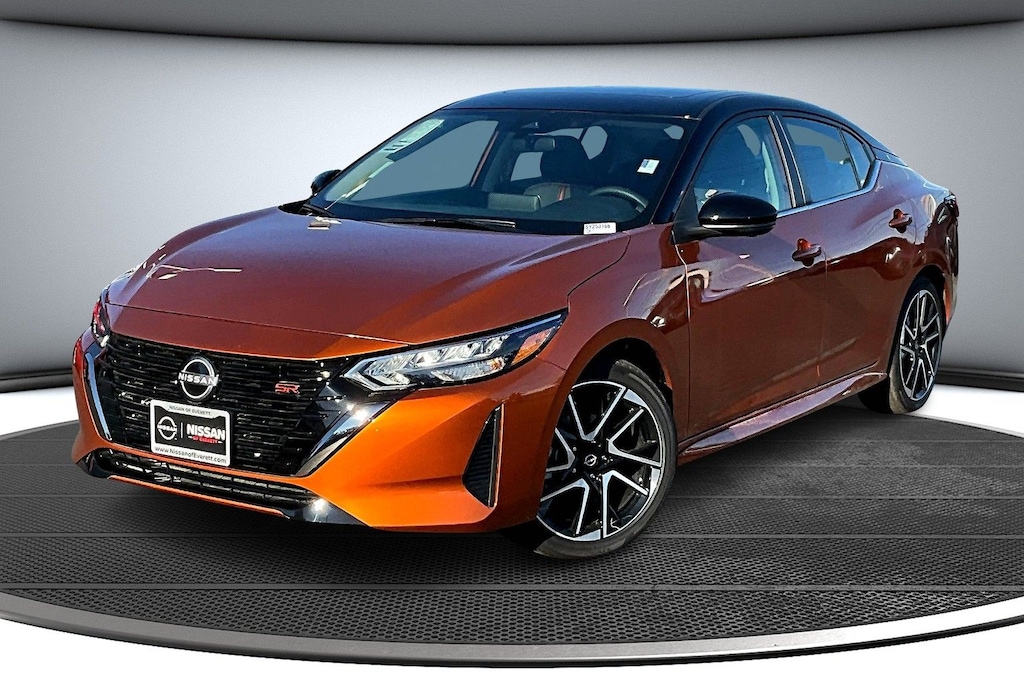 New 2025 Nissan Sentra SR Sedan
