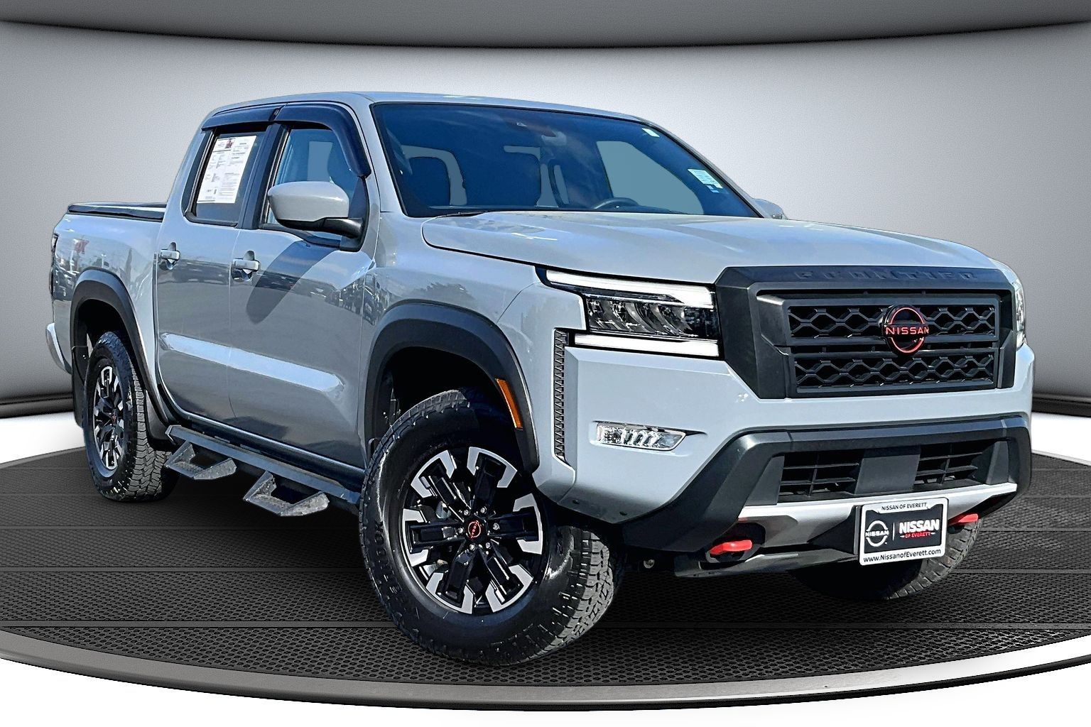 2024 Nissan Frontier PRO-4X Crew Cab 4X4's photo