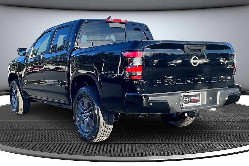 New 2026 Nissan Frontier SV Truck Crew Cab