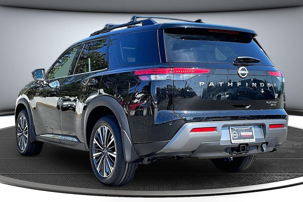 New 2026 Nissan Pathfinder Platinum SUV