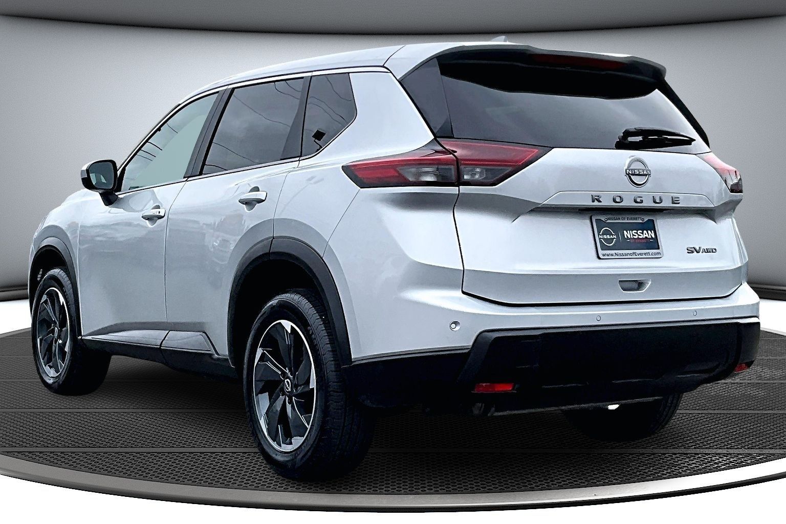 2024 Nissan Rogue SV photo 2