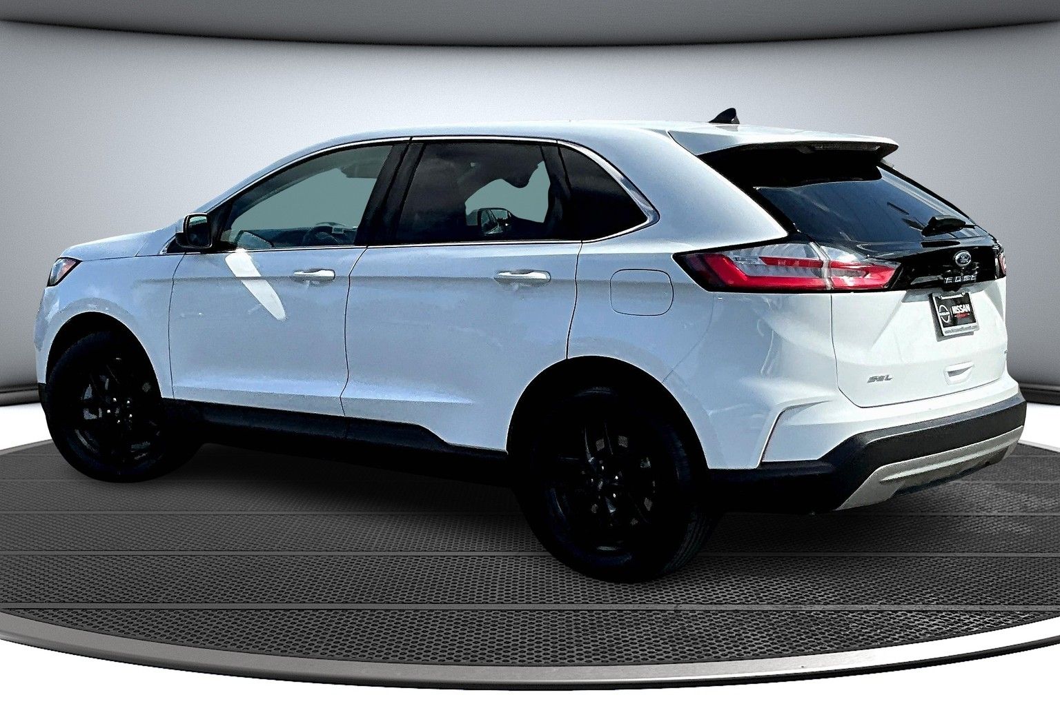 2024 Ford Edge SEL photo 4