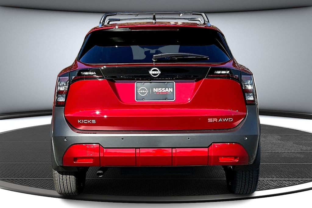 New 2026 Nissan Kicks SR SUV