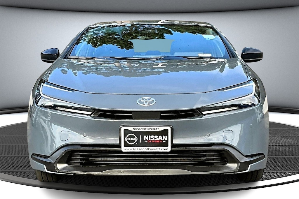 Used 2024 Toyota Prius LE Hatchback