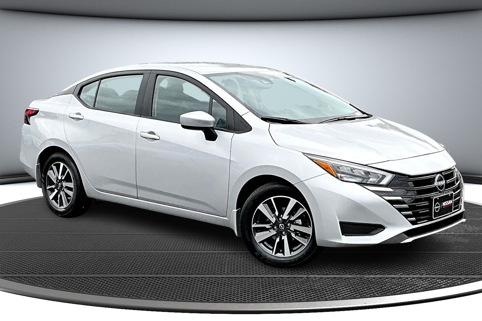 2025 Nissan Versa Sedan SV's photo