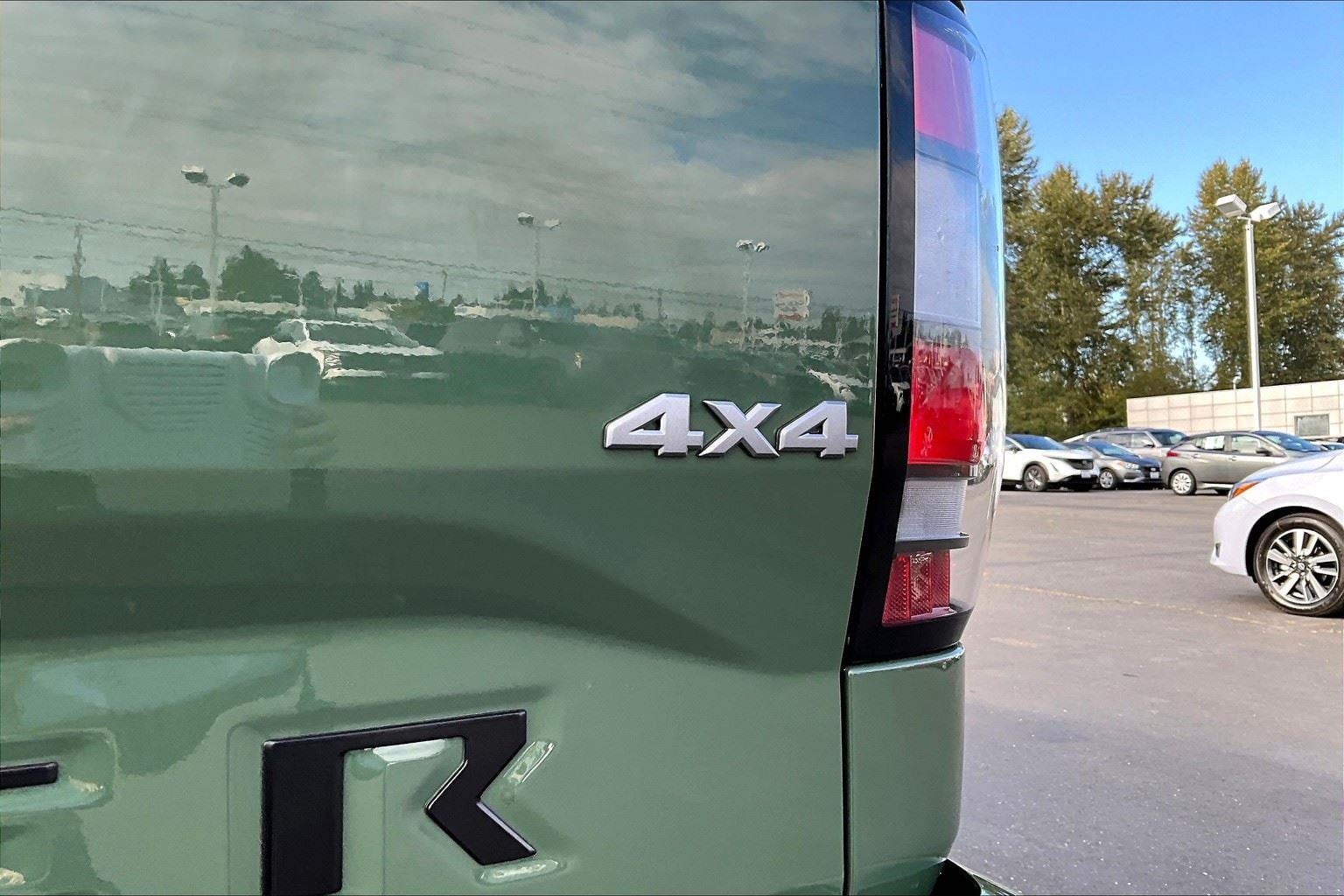 2026 Nissan Frontier SV - Photo 8